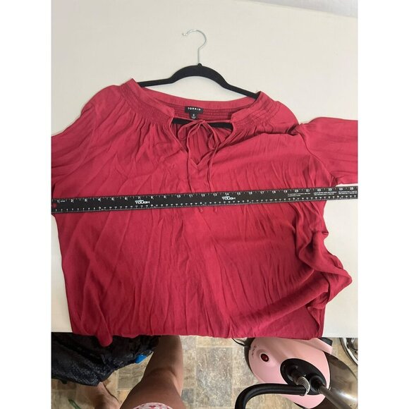 Torrid Sz 0 (US 10 M/L) Red Polyester Challis Blouse Tie Neckline - Picture 6 of 7